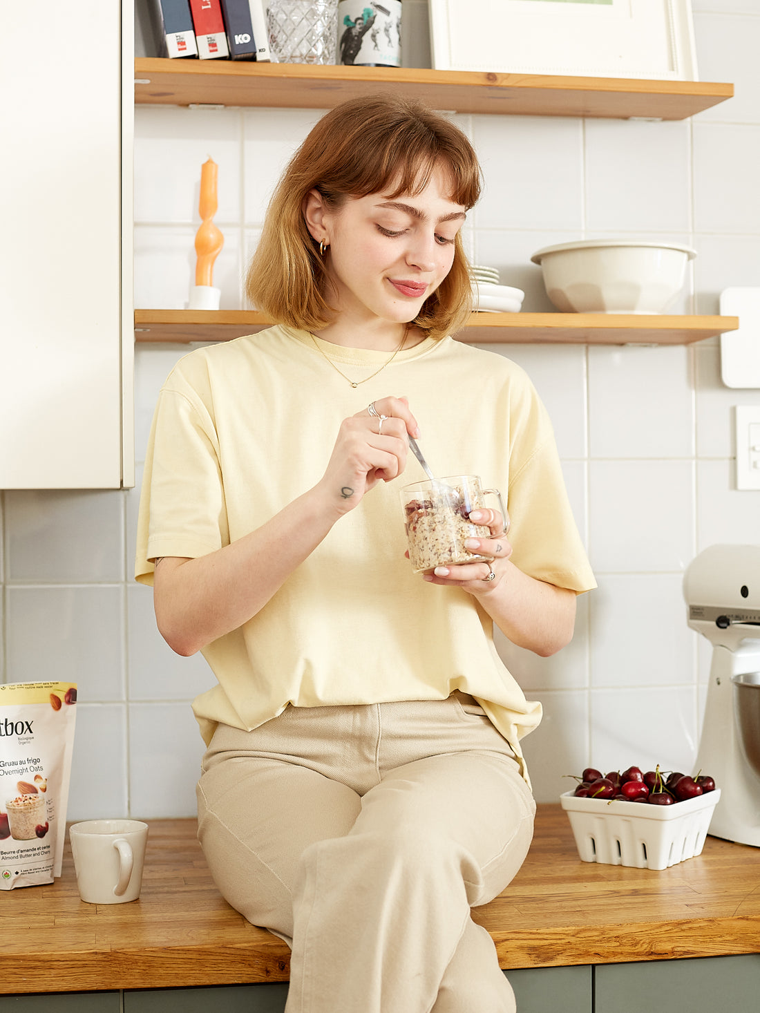 Filling the tank: the benefits of oats and red berries on our energy